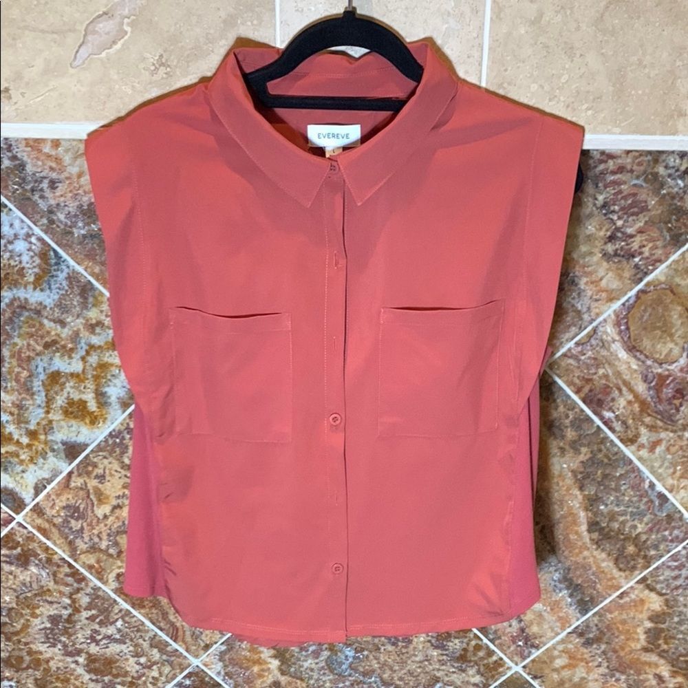 Women's Evereve Scout Button Down Sleeveless Blouse in Cinnamon Size L